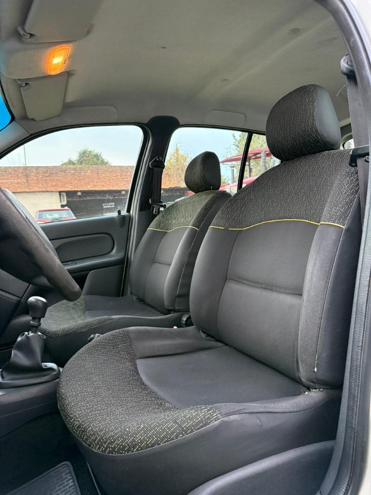Renault Clio Mio Expression Pack II 1.2 — foto 9